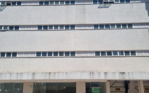 Sala comercial térrea no centro para locação